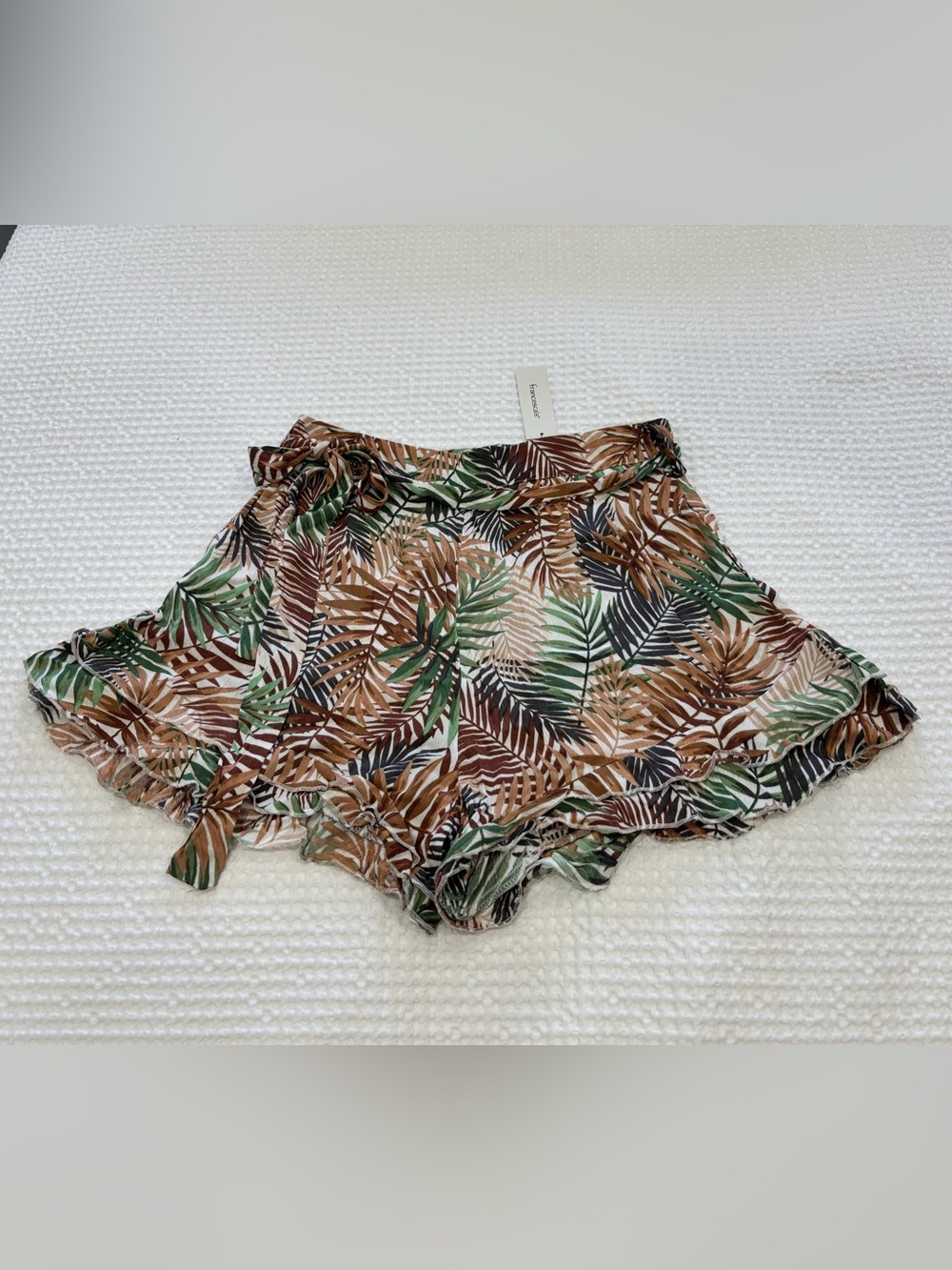 Francesca’s Blue RainTropical Leaf Print Women’s Tie-Waist Ruffle Trim Shorts